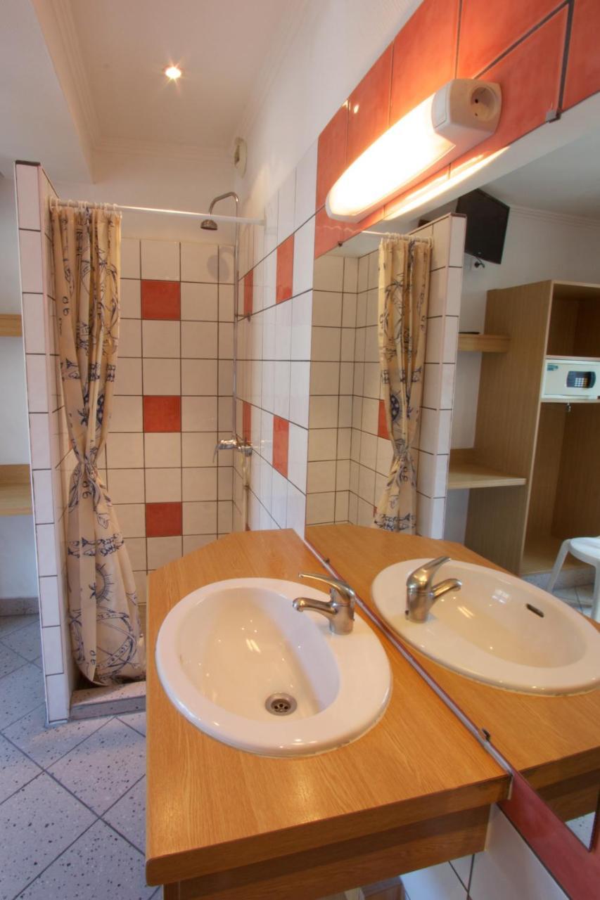 Auberge Internationale Des Jeunes Paris Ngoại thất bức ảnh